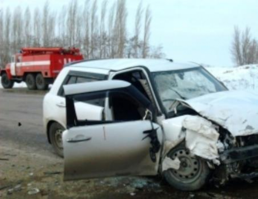 Отец с сыном разбились в автокатастрофе под Воронежем 