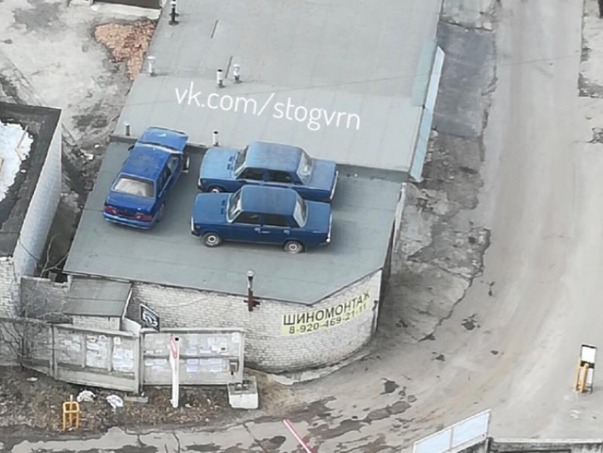 Сверхъестественную парковку на крыше сняли в Воронеже