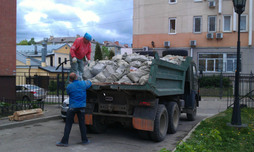 Тарифы на вывоз мусора в Воронежской области взлетели почти вдвое