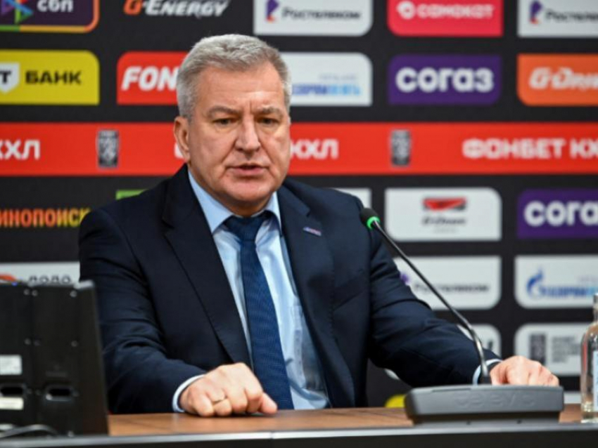 Звездный тренер воронежского «Бурана» Олег Браташ может покинуть свой пост
