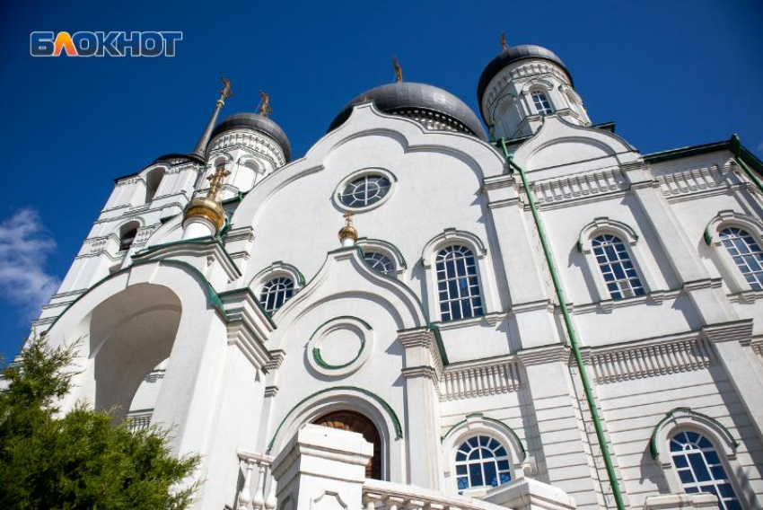 Какие ограничения ждут автомобилистов из-за крестного хода в Воронеже 