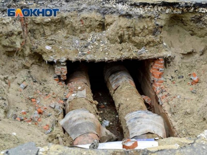 Крупная коммунальная авария оставила без холодной воды полсотни домов в Воронеже