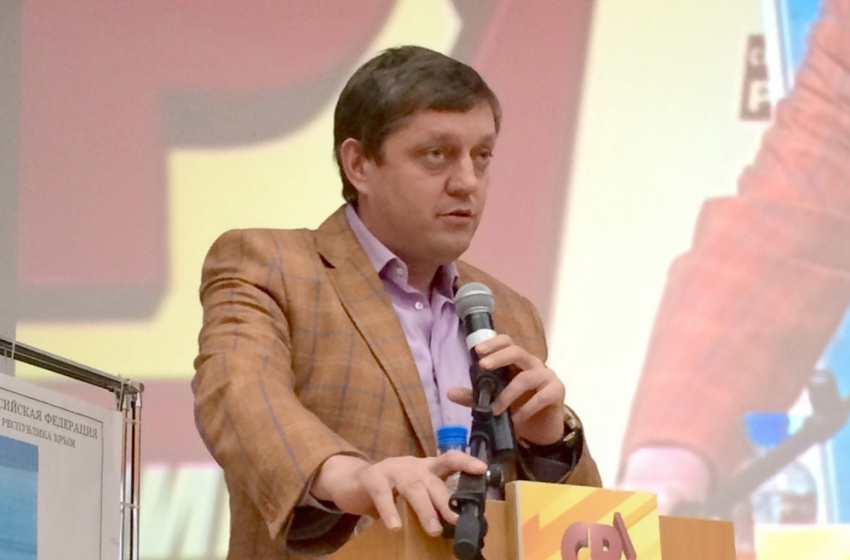 Олег Пахолков празднует день рождения