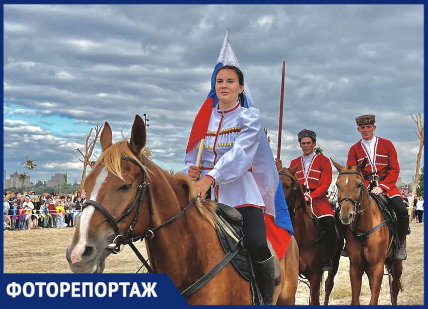 В Воронеже зацвел «Город-сад»: первый день фестиваля собрал сотни гостей
