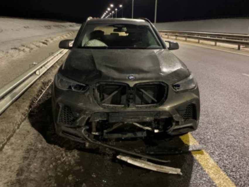 Пострадали женщина и ребенок: автомобилист на BMW X5 устроил массовое ДТП на воронежской трассе