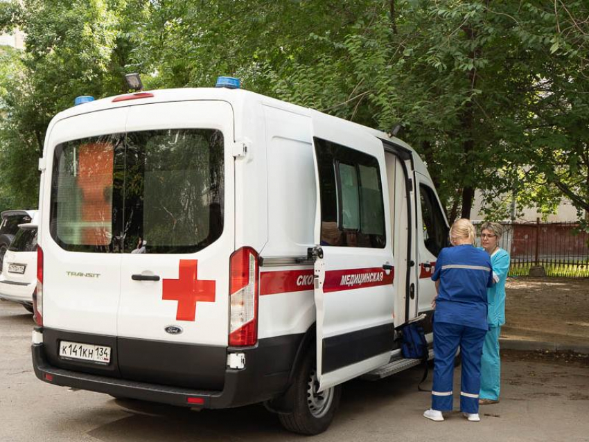 Внедорожник насмерть сбил пешехода с велосипедом в Воронежской области 