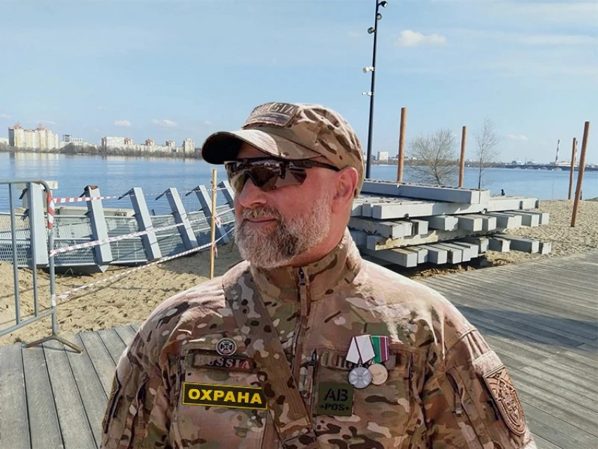 Разваливающуюся на глазах Петровскую набережную взял под охрану за 12 млн руб депутат гордумы Гамбург