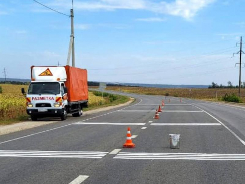 Полосы с вибрацией нарисовали в Воронежской области