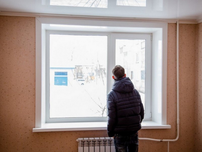 Воронежские чиновники похвастались красивой статистикой на фоне провала закупки квартир для детей-сирот