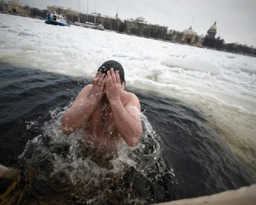 В Воронежской области рассказали, где можно искупаться на Крещение