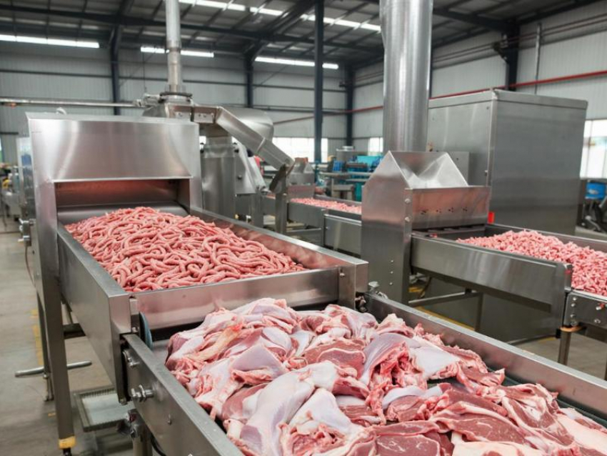 Еще больше мяса механической обвалки хотят добавлять в колбасы производители 
