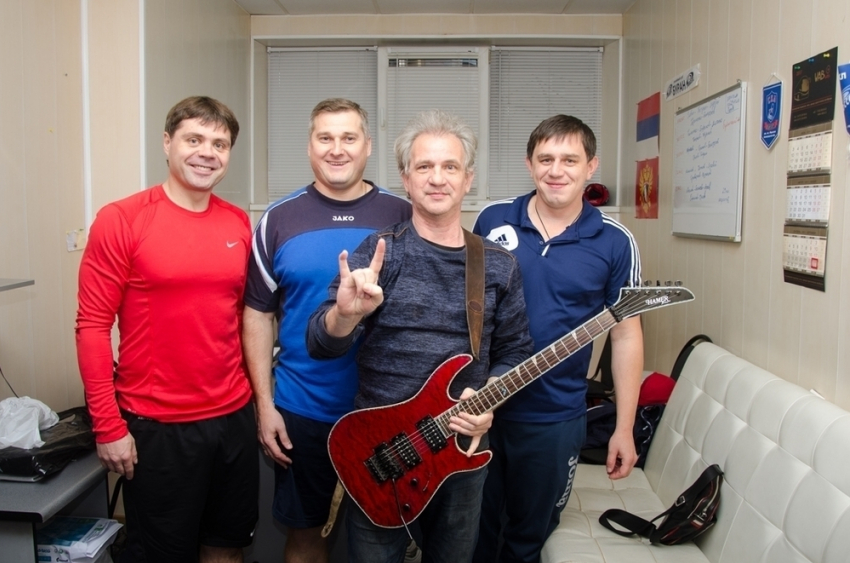 Воронежский «Буран» поддержал экс-гитарист легендарной группы «Сектор Газа»