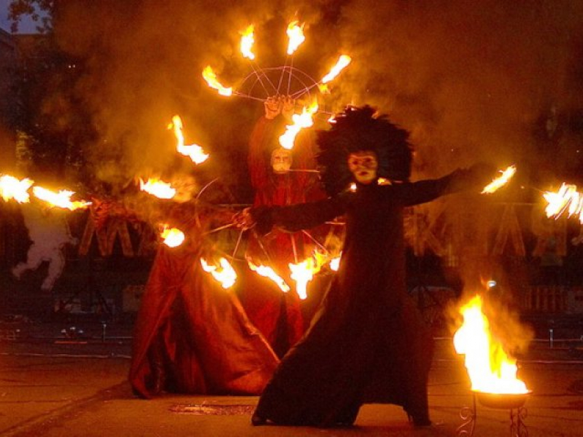 Воронежские фаерщики 11 октября будут закрывать сезон