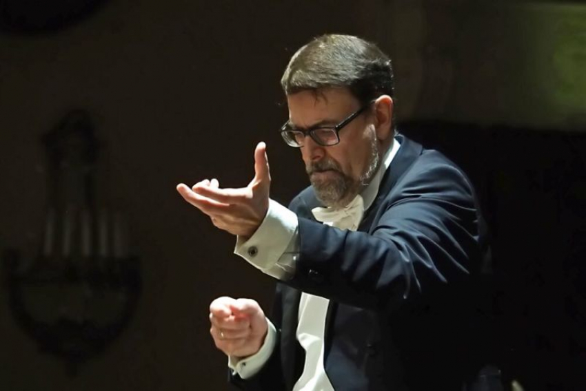 Дирижер оркестра Воронежской филармонии отмечает 60-летний юбилей