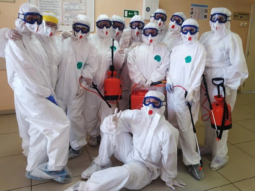 Больница показала, как медики отмывали закрывшееся отделение COVID-19 в Воронеже 