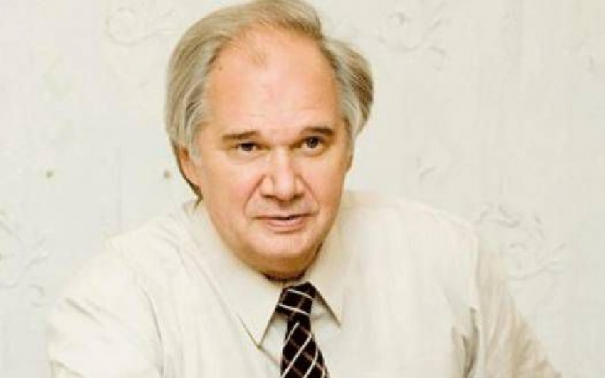 Директора воронежского Театра оперы и балета Игоря Непомнящего восстановили в должности