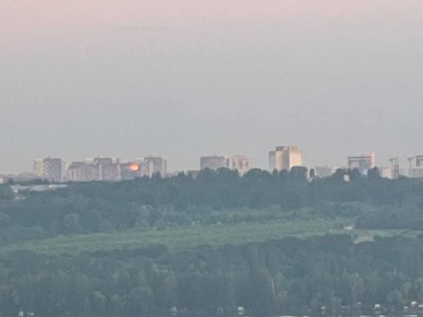 Неопознанный светящийся объект заметили в Воронеже