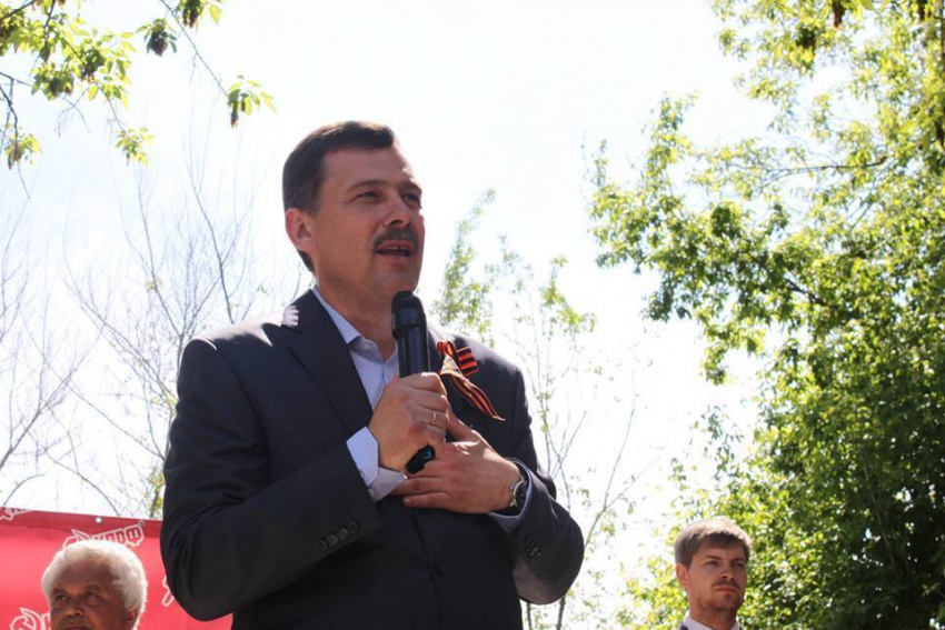 Три вопроса Константину Ашифину после выборов губернатора: о потраченных деньгах, списке депутатов и мэре Воронежа