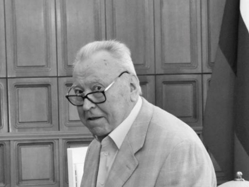 Скончался бывший мэр и экс-губернатор Воронежской области 