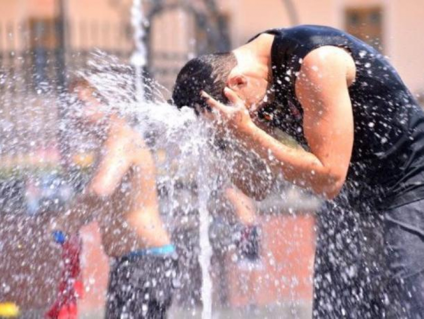 В Воронеже объявлено штормовое предупреждение из-за аномальной жары