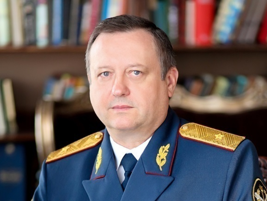 Начальник Воронежского института ФСИН остается на посту