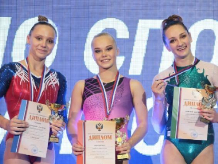 Воронежская гимнастка Ангелина Мельникова завоевала третье золото на Кубке России