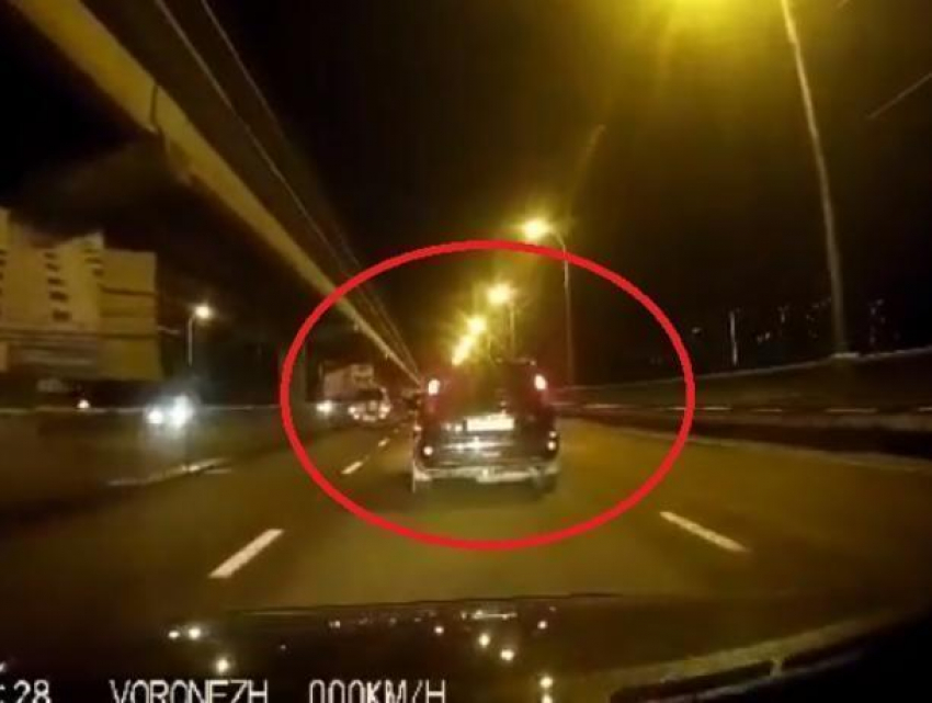Пьяное быдло на дороге в Воронеже сняли на видео