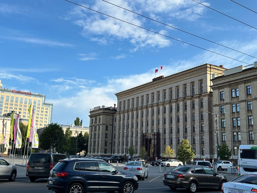Сообщения об увольнении руководства «Факела» опровергли в воронежском правительстве