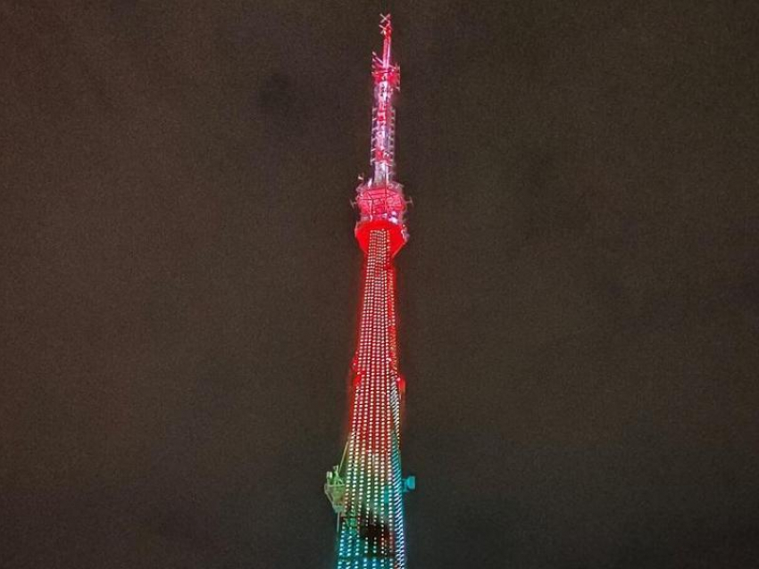 Триколор и герб России украсят воронежскую телебашню в День флага РФ