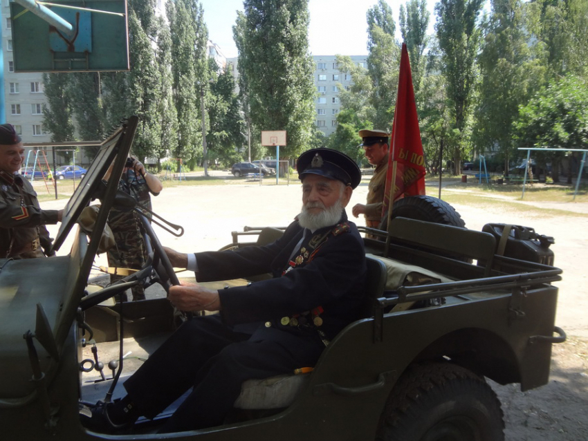 Военному врачу, который освобождал Воронеж от фашистов, исполнилось 100 лет