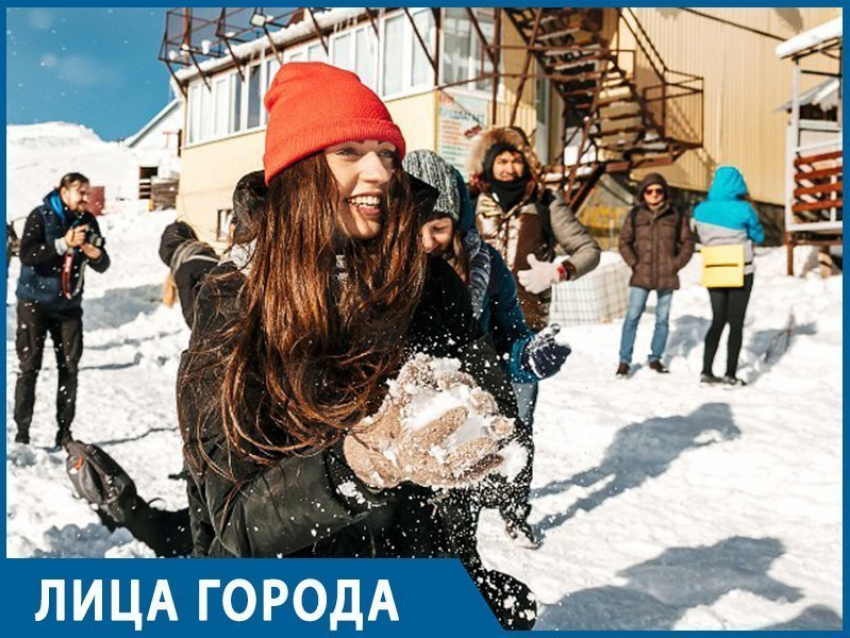 Я организовала свой мини-бизнес из-за любви к путешествиям! - выпускница журфака Анна Назинцева