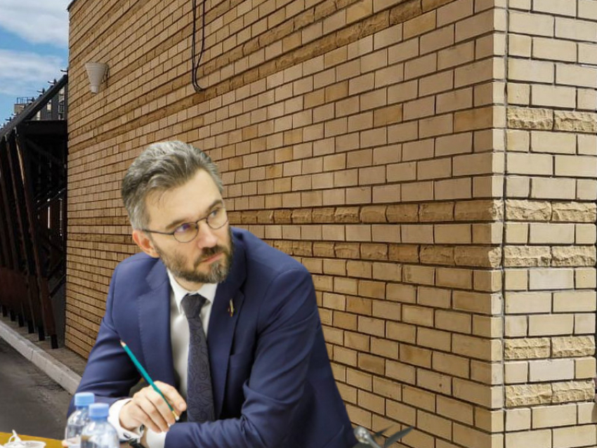 Воронежский депутат Лукинов объяснил разрушительный разгул стихии в ЖК в своих соцсетях
