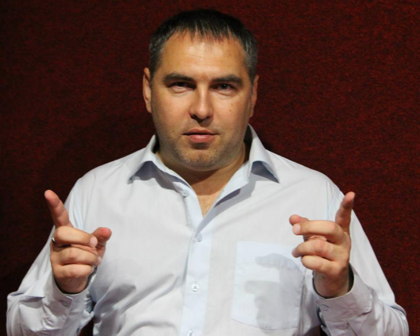 Экс-полицейский Роман Хабаров отправился в колонию за организацию казино