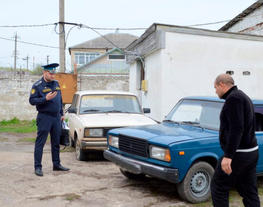 У воронежского автомобилиста забрали машину после проверки ГИБДД 