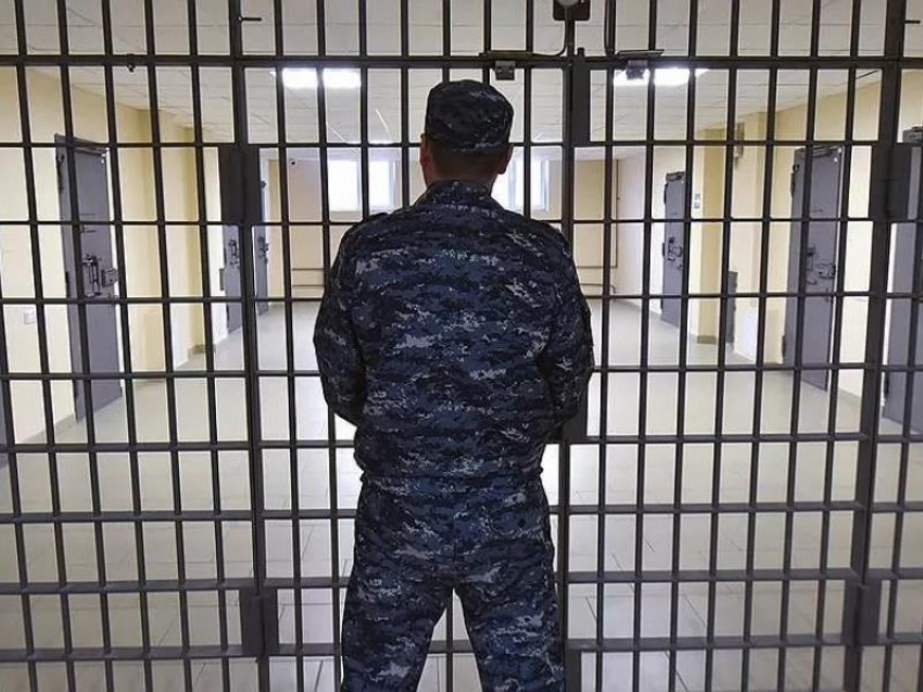 За помощь насильнику осудили девушку из Воронежской области