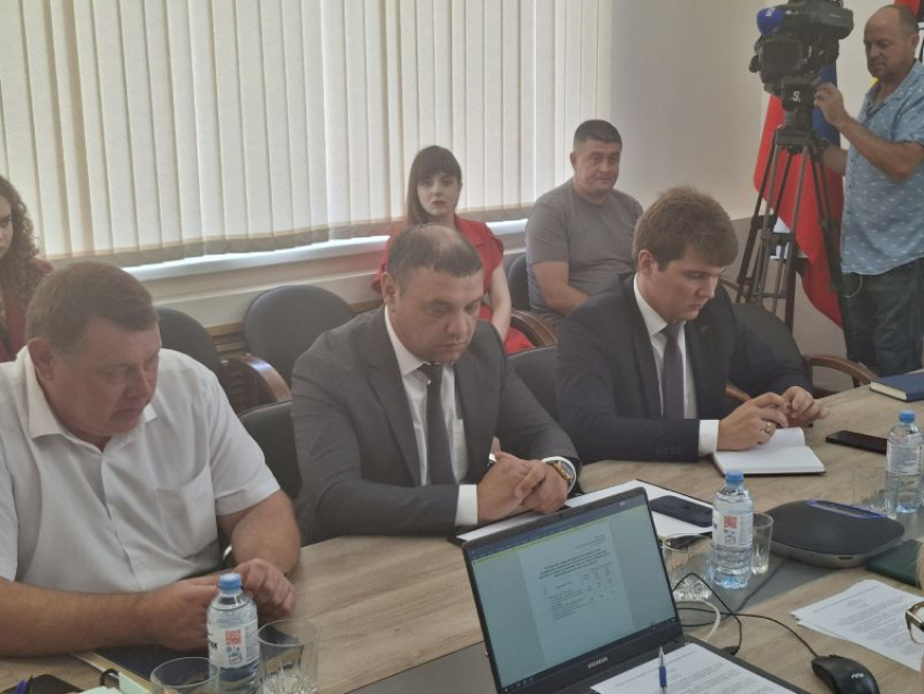 Глава управления транспорта ответил, на что повлияет повышение цены проезда в Воронеже