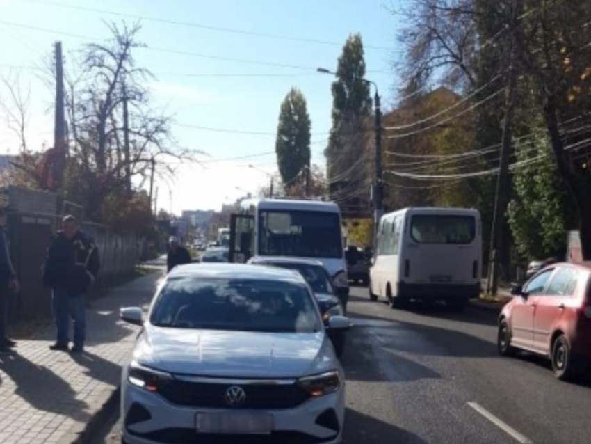 После массового ДТП с автобусом в Воронеже транспортная компания оказалась под прицелом следователей