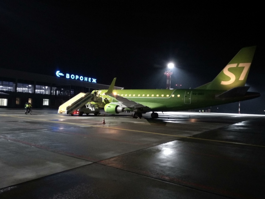 Из Воронежа в Москву открыли очередной авиарейс на раннее утро