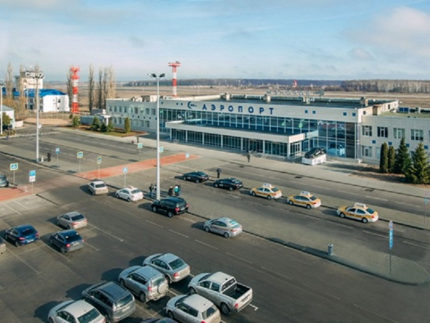 Базовый авиаперевозчик без самолетов может появиться в Воронежском аэропорту