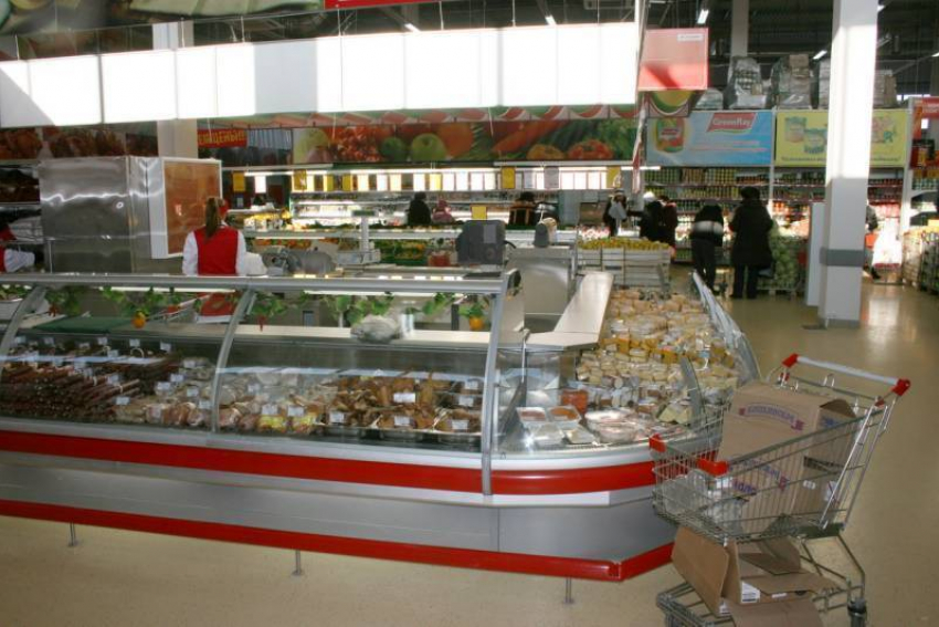 В 15 магазинах Воронежа продавали некачественное мясо