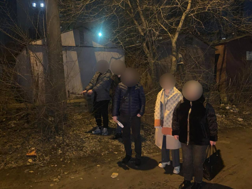 Наркодилер обеспечивал веществами  девушку в Воронеже