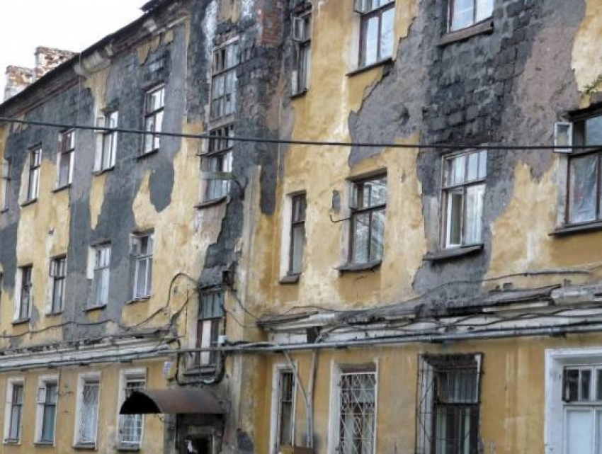 Стало известно, почему мэрия не может снести аварийные дома в Воронеже