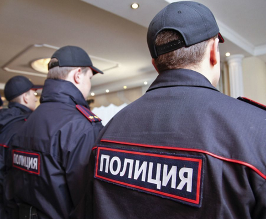 В Советском районе Воронежа целое семейство травило людей героином
