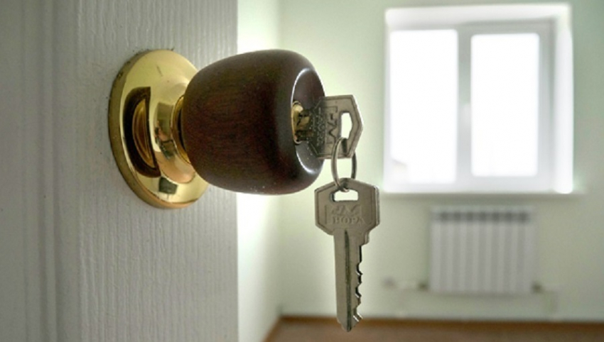 Под Воронежем приставы оставили женщину без жилья за миллионный долг