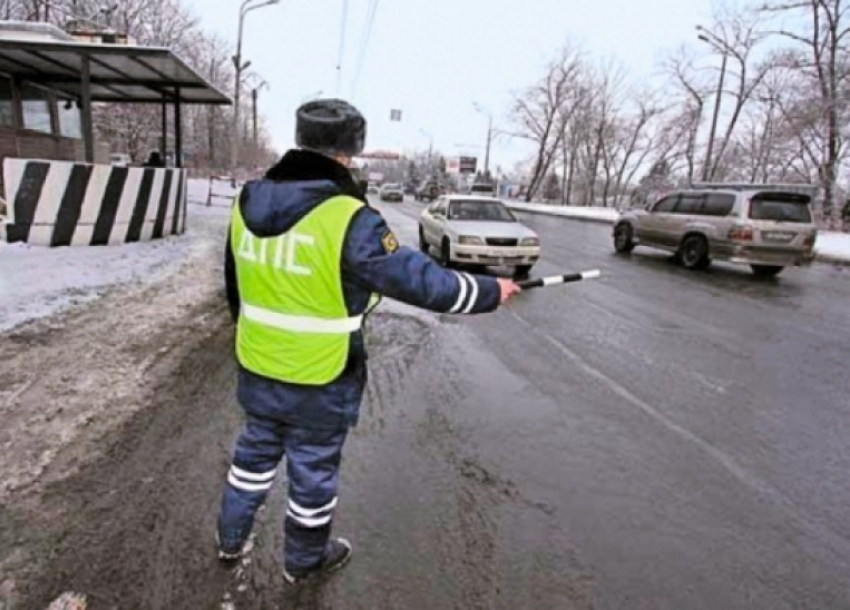 В Воронежской области у азербайджанца на трассе М-4 нашли гашиш