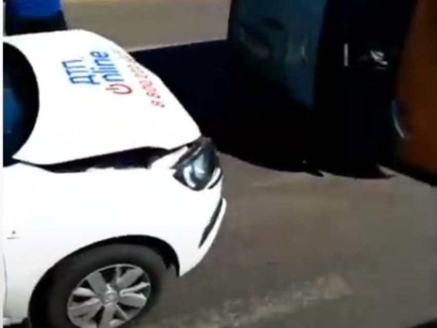 Нецензурную реакцию на аварийного комиссара сняли в Воронеже