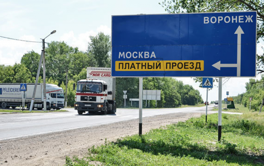 На трассе М4 «Дон» Воронеж – Москва из-за платных участков растянулись многокилометровые пробки