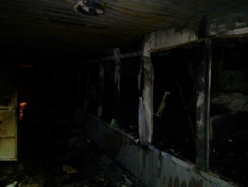 В Воронеже за 200 тысяч отремонтируют сгоревший подземный переход