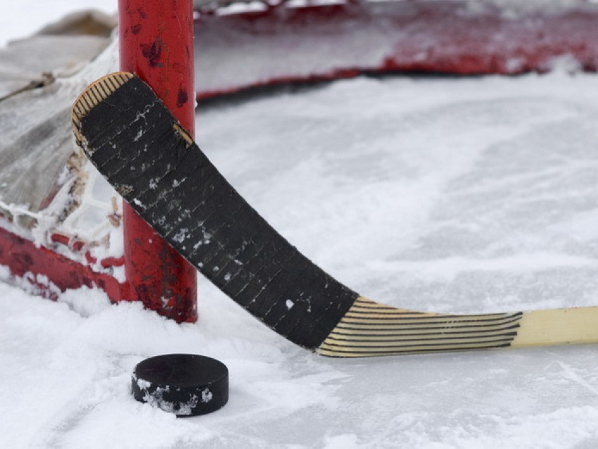 Воронежский «Буран» обыграл клуб «Саров» и занял первое место