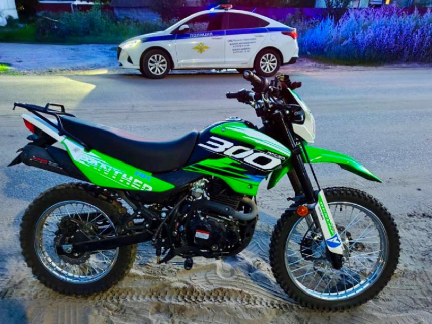 Восьмилетнего ребенка сбил подросток на мотоцикле в Воронежской области